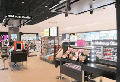 跨境海淘正品保證 屈臣氏讓消費(fèi)者放心購